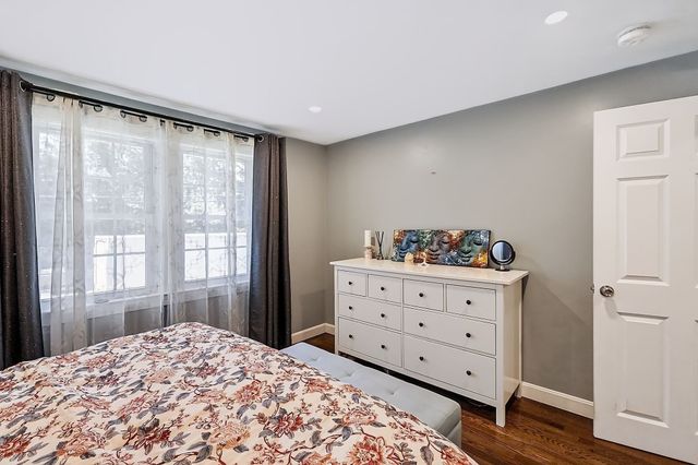 84 Lincoln St, West Bridgewater, MA 02379