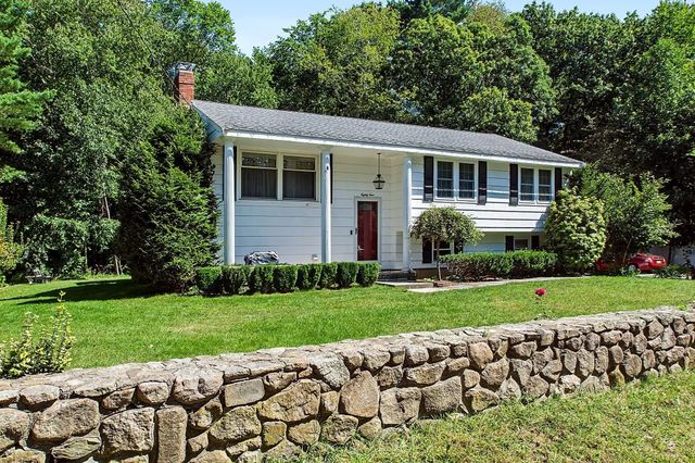 84 Lincoln St, West Bridgewater, MA 02379