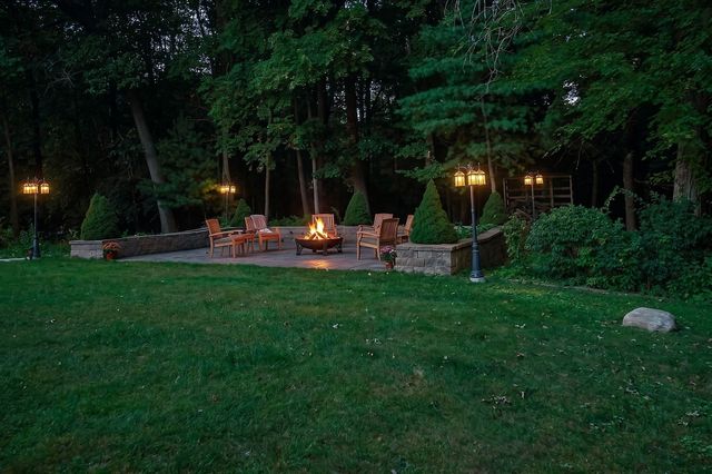84 Lincoln St, West Bridgewater, MA 02379