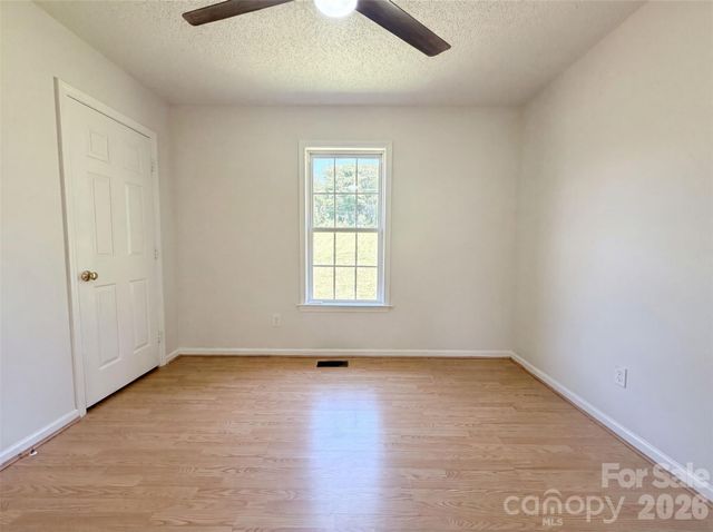 1011 Meagan Court, Bessemer City, NC 28016