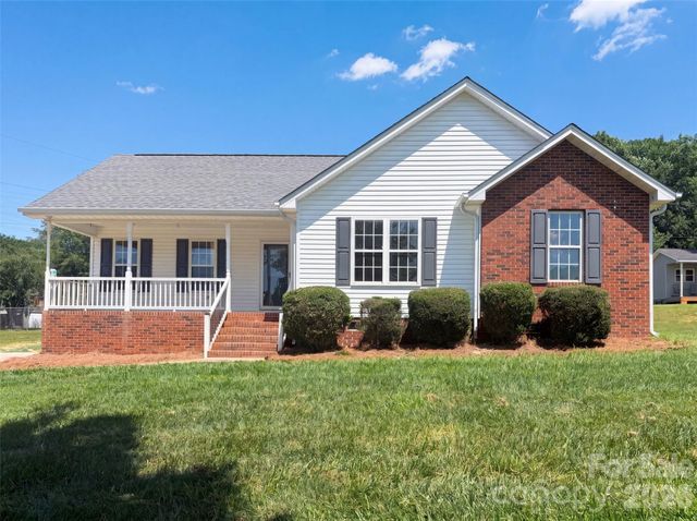 1011 Meagan Court, Bessemer City, NC 28016
