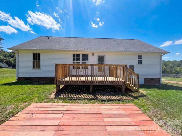 1011 Meagan Court, Bessemer City, NC 28016