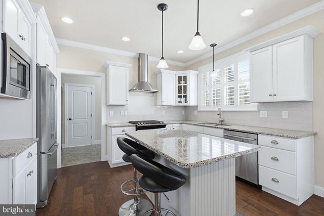 1021 SUFFOLK DR, Lititz, PA 17543