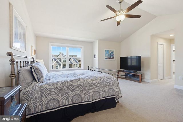 1021 SUFFOLK DR, Lititz, PA 17543