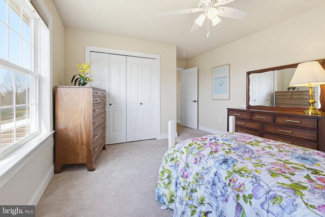 1021 SUFFOLK DR, Lititz, PA 17543