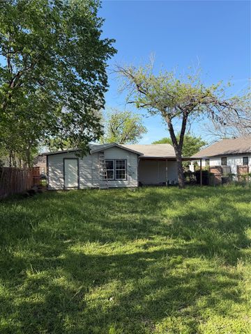 3412 Thannisch Avenue, Fort Worth, TX 76105