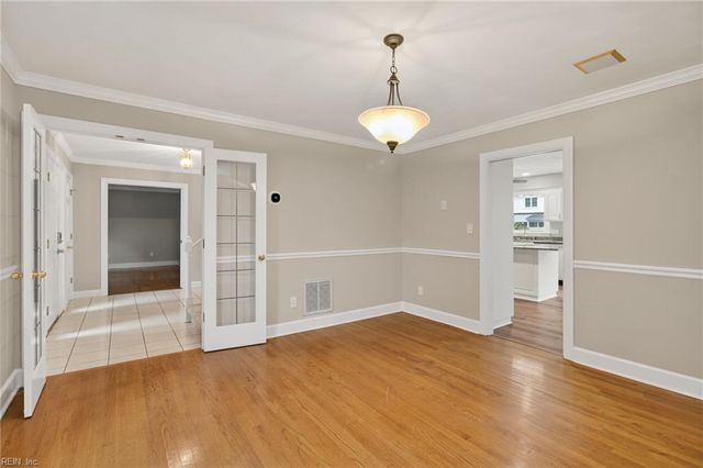 4612 Dorchester LN, Virginia Beach, VA 23464