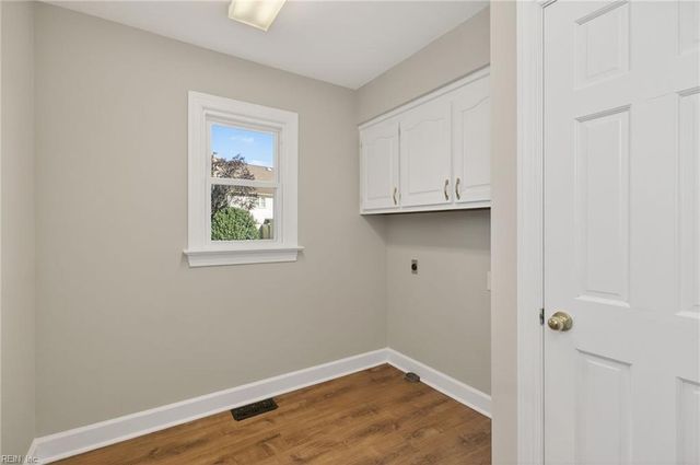 4612 Dorchester LN, Virginia Beach, VA 23464