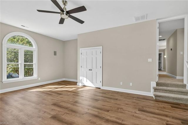 4612 Dorchester LN, Virginia Beach, VA 23464