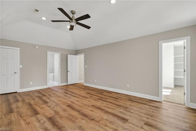 4612 Dorchester LN, Virginia Beach, VA 23464