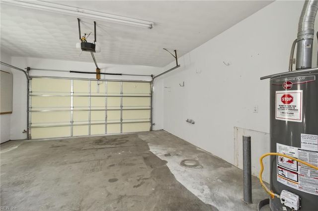 4612 Dorchester LN, Virginia Beach, VA 23464