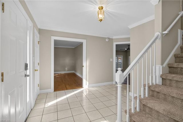 4612 Dorchester LN, Virginia Beach, VA 23464