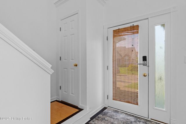 10400 Leddenton Way, Louisville, KY 40241