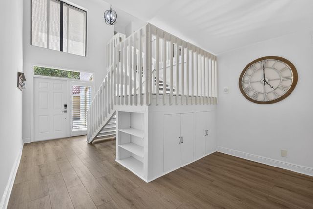 259 Old Meadow Way, Palm Beach Gardens, FL 33418