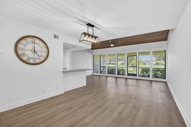 259 Old Meadow Way, Palm Beach Gardens, FL 33418