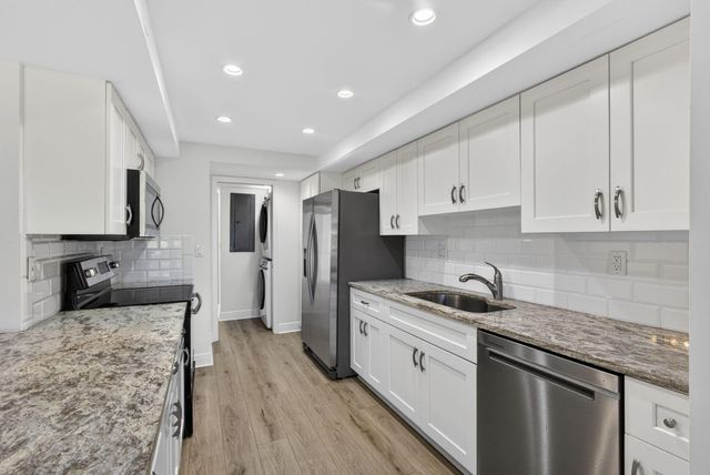 259 Old Meadow Way, Palm Beach Gardens, FL 33418