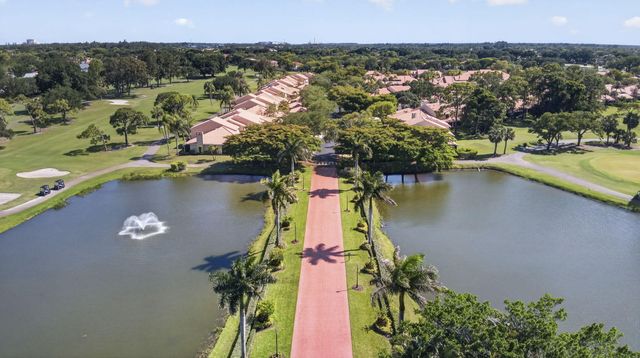 259 Old Meadow Way, Palm Beach Gardens, FL 33418