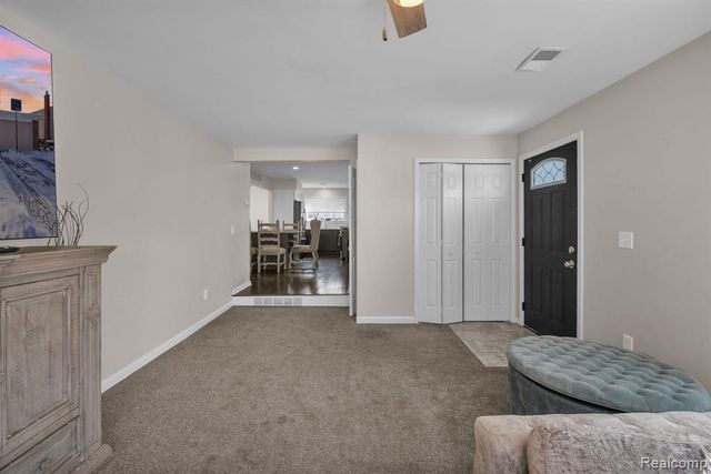 35831 Somerset Street, Westland, MI 48186