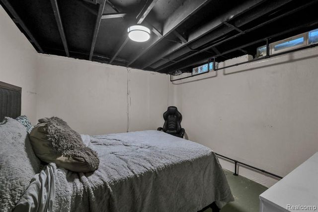 35831 Somerset Street, Westland, MI 48186