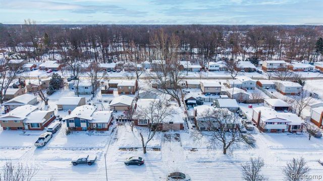 35831 Somerset Street, Westland, MI 48186