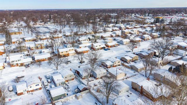 35831 Somerset Street, Westland, MI 48186