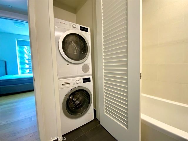 889 Francisco 1105, Los Angeles, CA 90017