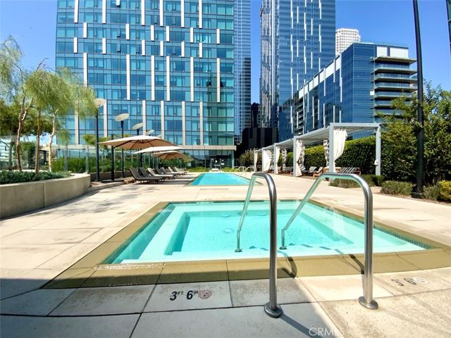 889 Francisco 1105, Los Angeles, CA 90017