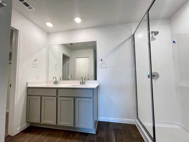 152 Gablynn CV, Kyle, TX 78640