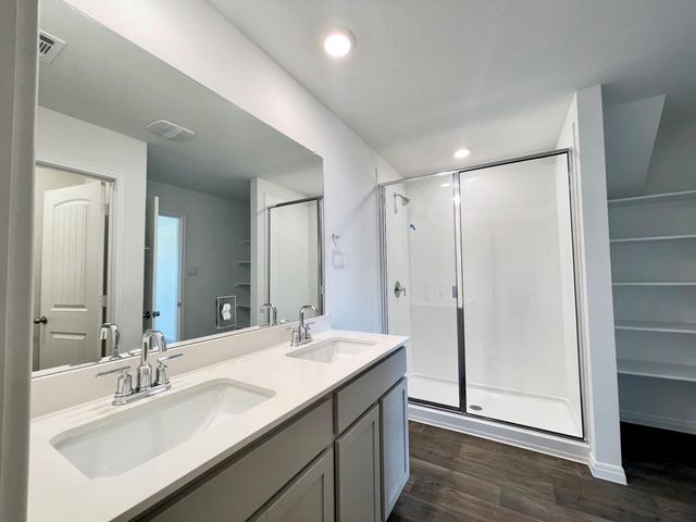 152 Gablynn CV, Kyle, TX 78640