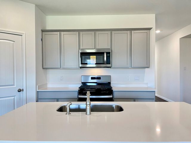 152 Gablynn CV, Kyle, TX 78640