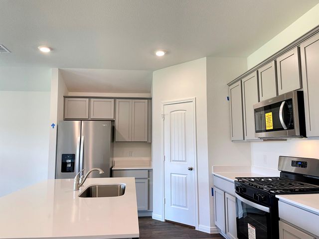 152 Gablynn CV, Kyle, TX 78640