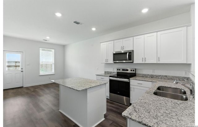 5167 Bay Breeze, San Antonio, TX 78245