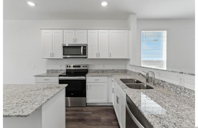 5167 Bay Breeze, San Antonio, TX 78245