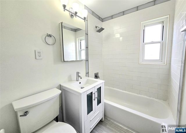 465 Maple Hill Drive 48, Hackensack, NJ 07601