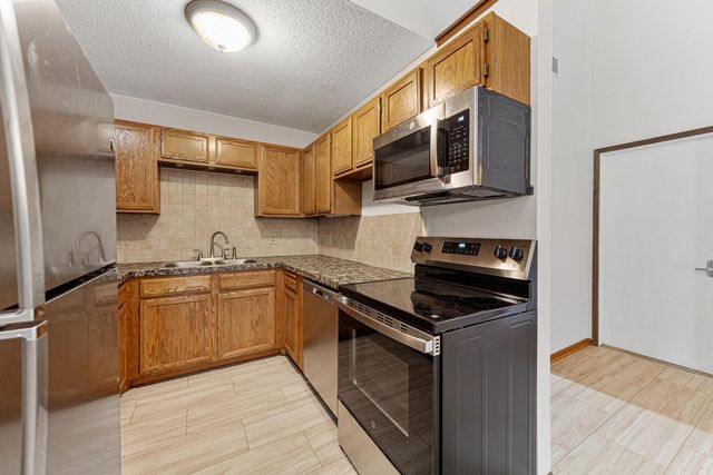 3831 Heather Drive, Eagan, MN 55122