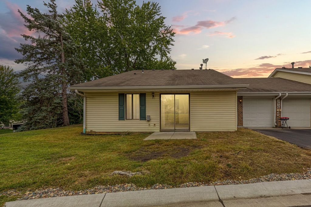 3831 Heather Drive, Eagan, MN 55122 — photo 3