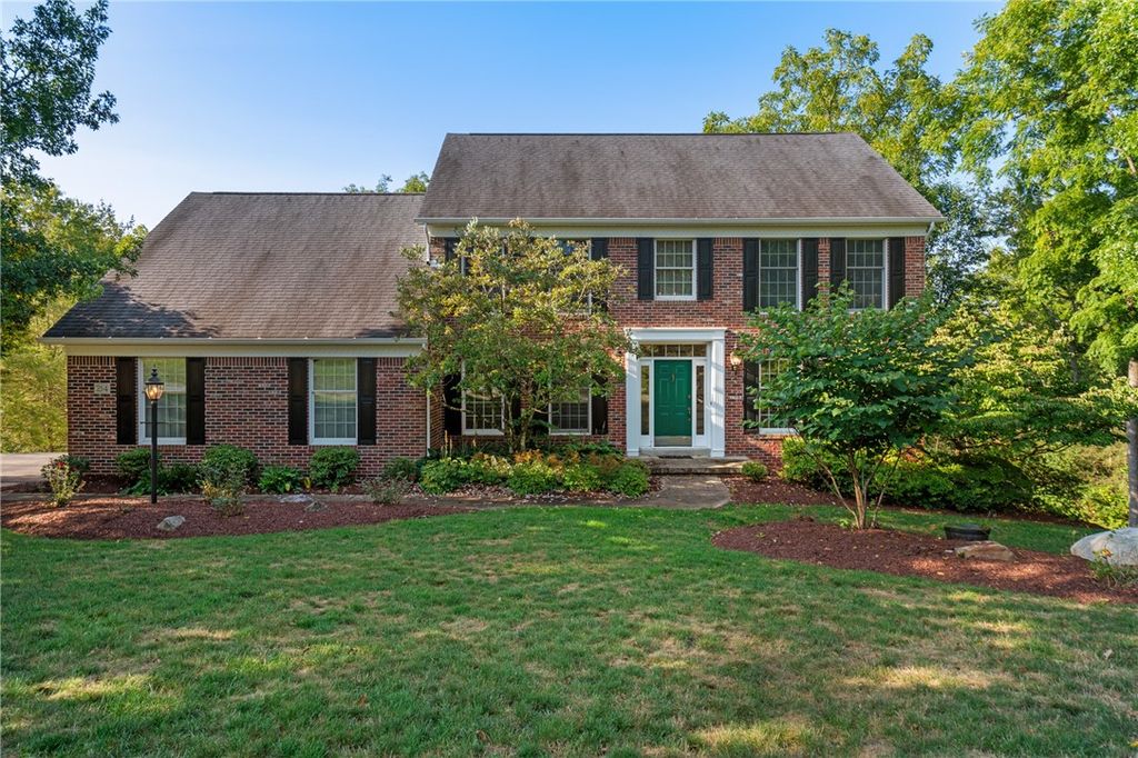 214 Robb Ln, Unity Twp, PA 15601