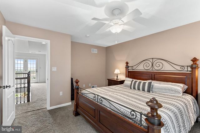 5611 MEADEVILLE RD, Gap, PA 17527
