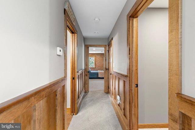 5611 MEADEVILLE RD, Gap, PA 17527