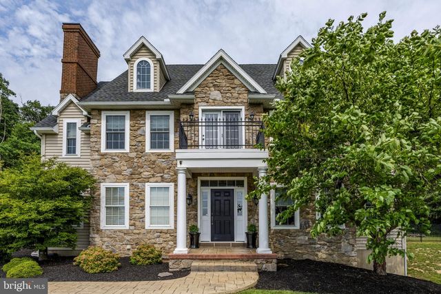 5611 MEADEVILLE RD, Gap, PA 17527