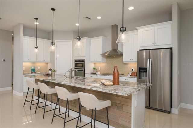 7087 TAMWORTH PARKWAY, Sarasota, FL 34241