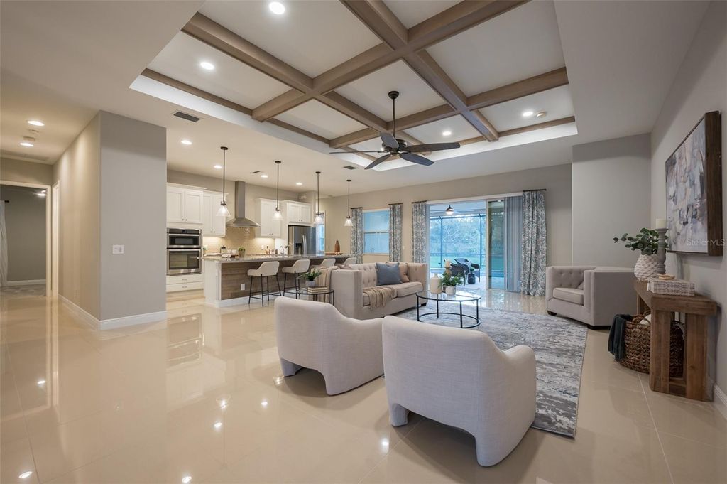 Image 13 of property listing at 7087 TAMWORTH PARKWAY, Sarasota, FL 34241