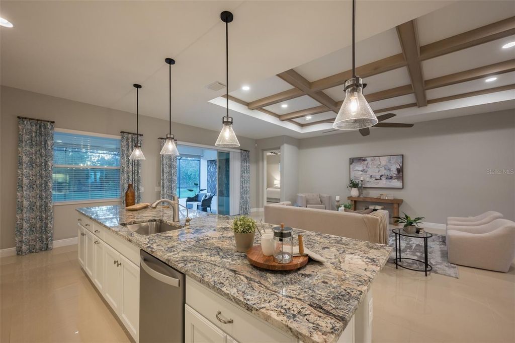 Image 22 of property listing at 7087 TAMWORTH PARKWAY, Sarasota, FL 34241