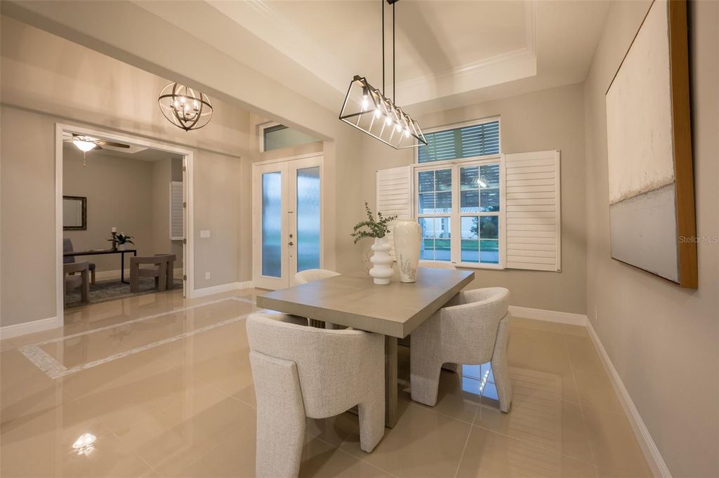 Image 25 of property listing at 7087 TAMWORTH PARKWAY, Sarasota, FL 34241
