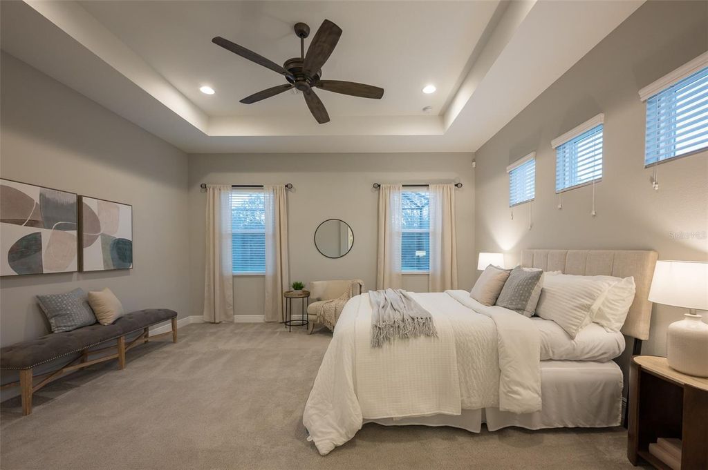 Image 30 of property listing at 7087 TAMWORTH PARKWAY, Sarasota, FL 34241