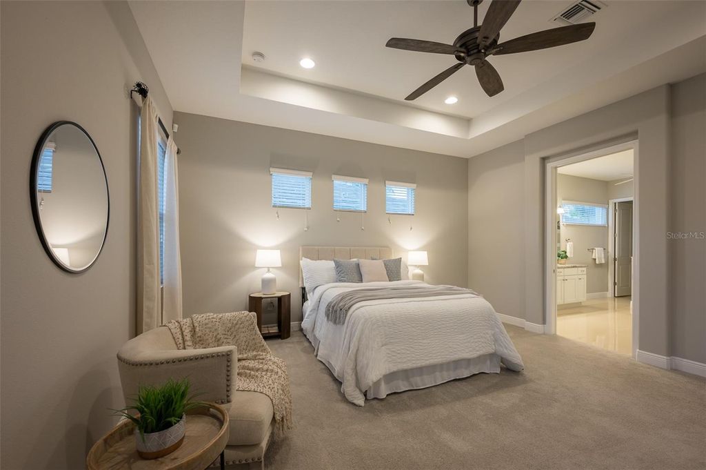 Image 32 of property listing at 7087 TAMWORTH PARKWAY, Sarasota, FL 34241