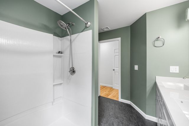 939 Monson Rd, Wilbraham, MA 01095