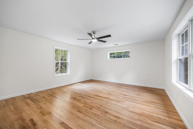 939 Monson Rd, Wilbraham, MA 01095