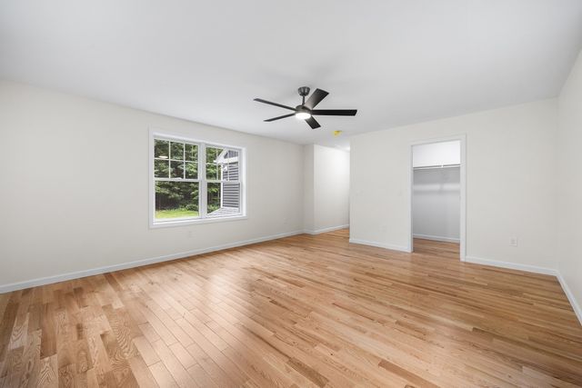 939 Monson Rd, Wilbraham, MA 01095