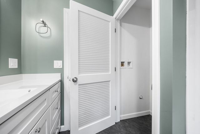 939 Monson Rd, Wilbraham, MA 01095